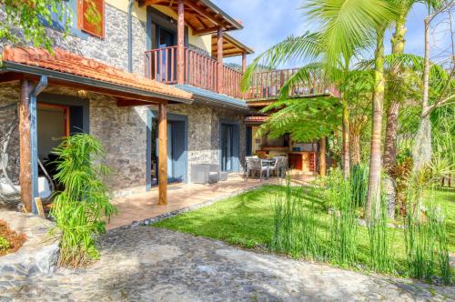 Ricardo House a Home in Madeira — 4-Star Luxury Hotel in Calheta, Portugal