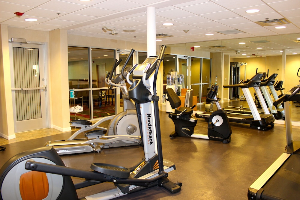 Holiday Inn Express Hotel & Suites Waterford by IHG - photo 71