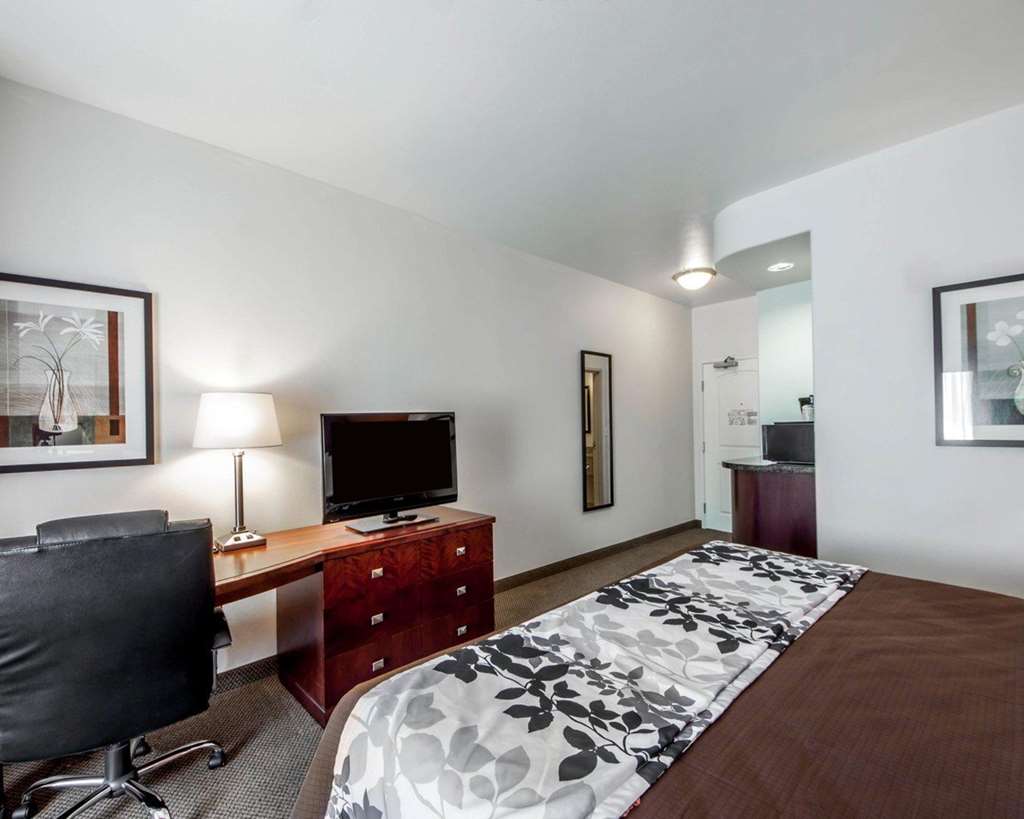 Sleep Inn & Suites Lawton Near Fort Sill - photo 9