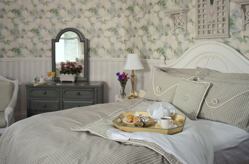 Albemarle Inn - photo 34