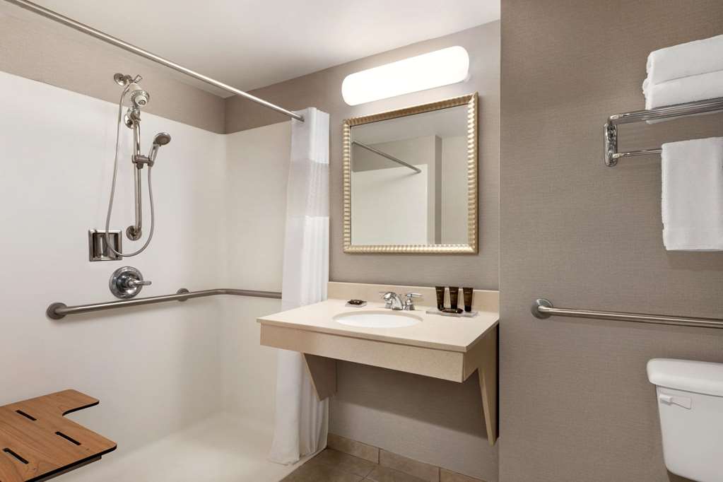 Wingate by Wyndham Bridgeport Clarksburg - photo 27