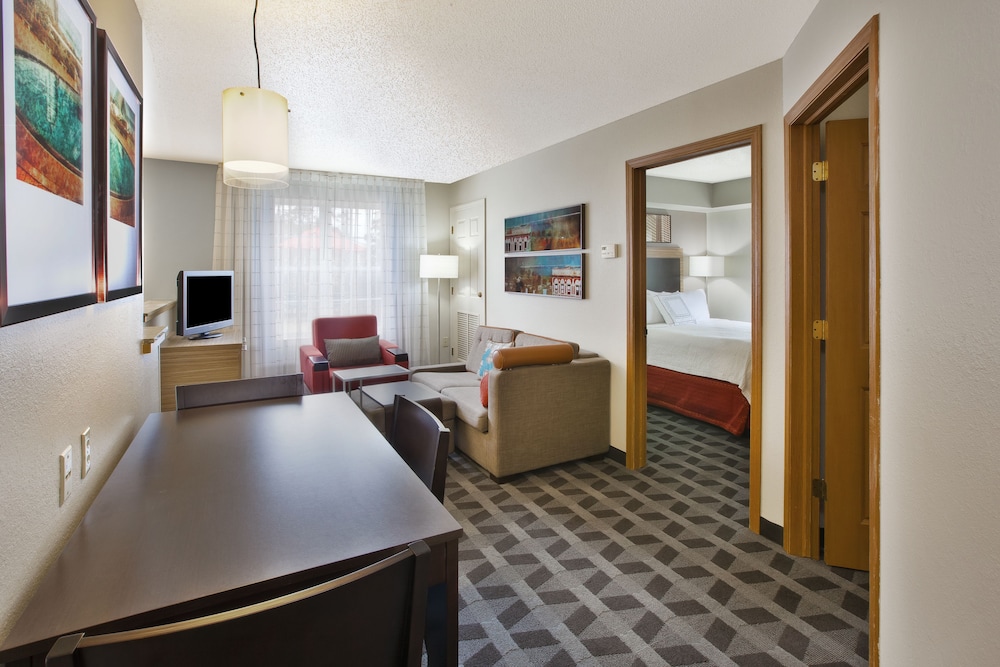 Towneplace Suites By Marriott Brookfield - photo 9