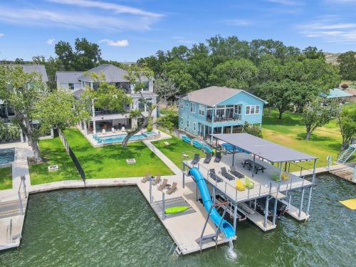 Rolling Waves Haven Concierge Services Available in Kingsland, United States