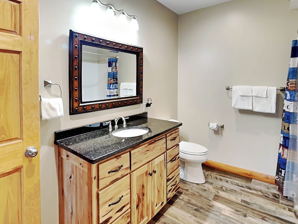 Eagle on 7 - photo 9