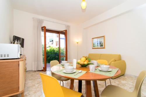 Casa Enza for up to 5 people Sorrento center — 4-Star Luxury Hotel in Sorrento, Italy