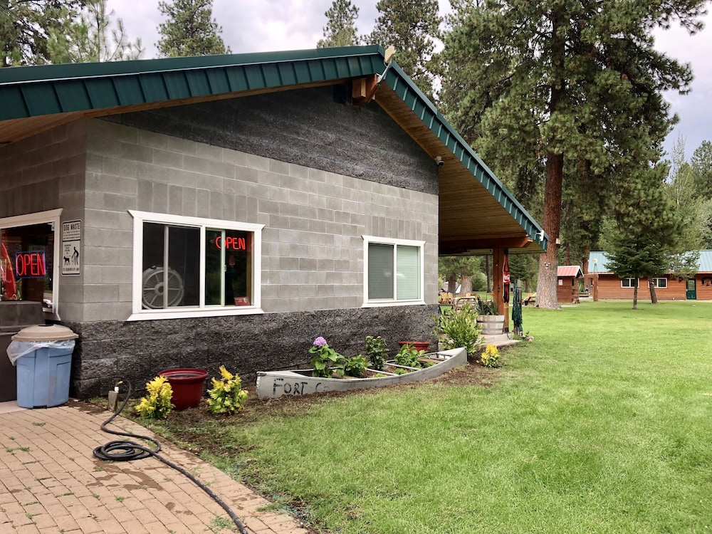 Crater Lake Resort - photo 100