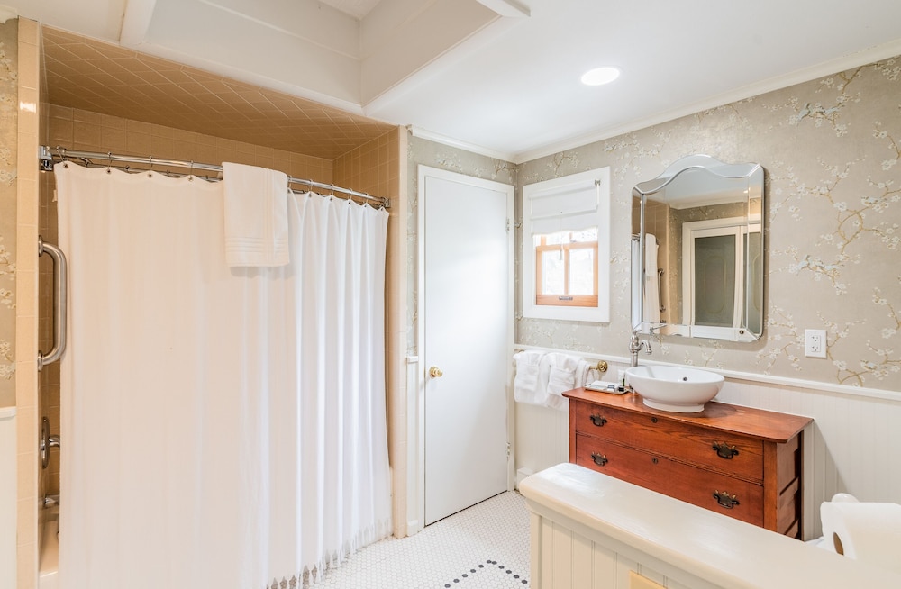 Westbrook Inn B&B - photo 45