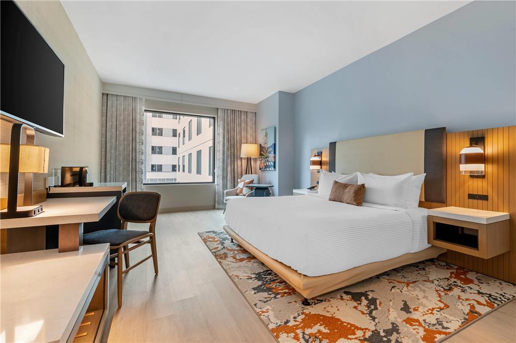 Cambria Hotel Austin Downtown - photo 11