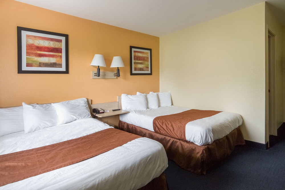 Days Inn by Wyndham New Philadelphia - photo 6