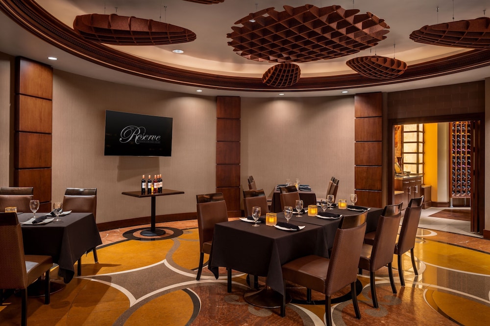 Harrah's Joliet Casino & Hotel A Caesars Rewards Destination - photo 38