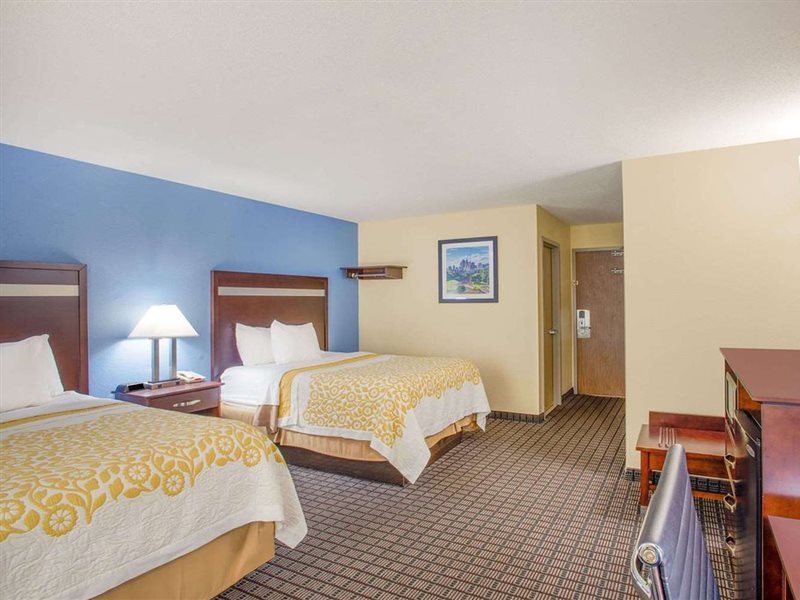 Days Inn New Haven - photo 9