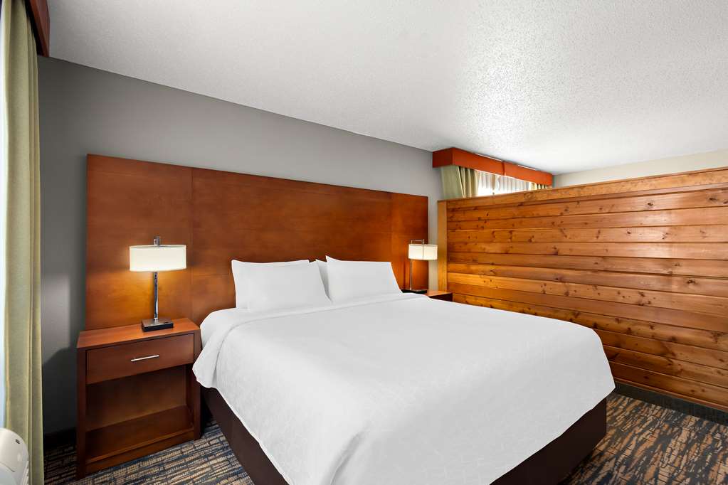 Best Western Fremont Angola I 80 90 Toll Road - photo 28