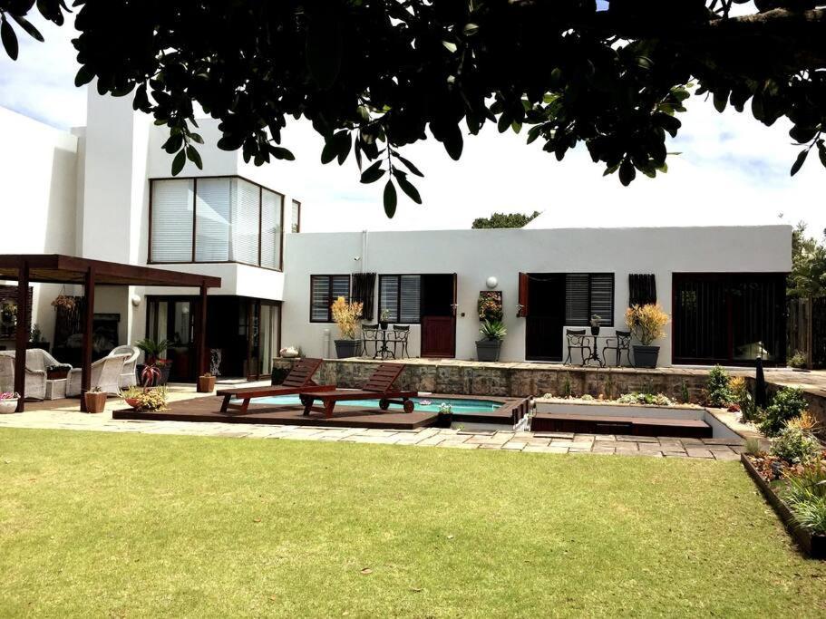 Pyramid House By The Sea — 4-Star Luxury Hotel in Port Alfred, South Africa