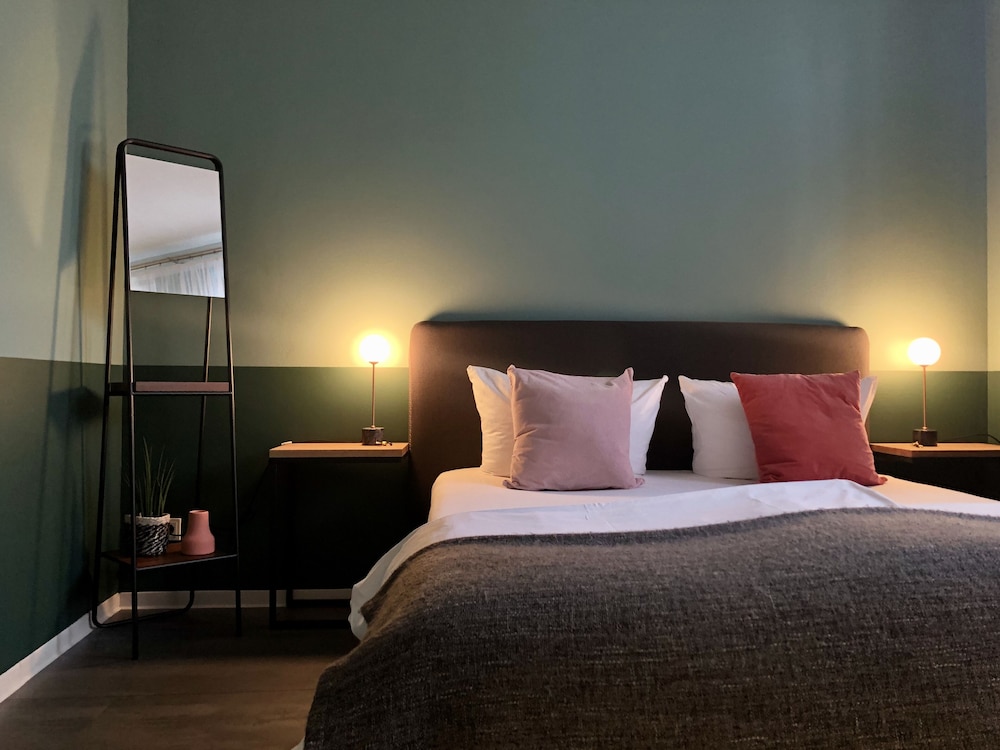 Pension Mariposa — 4-Star Luxury Hotel in Weimar, Germany