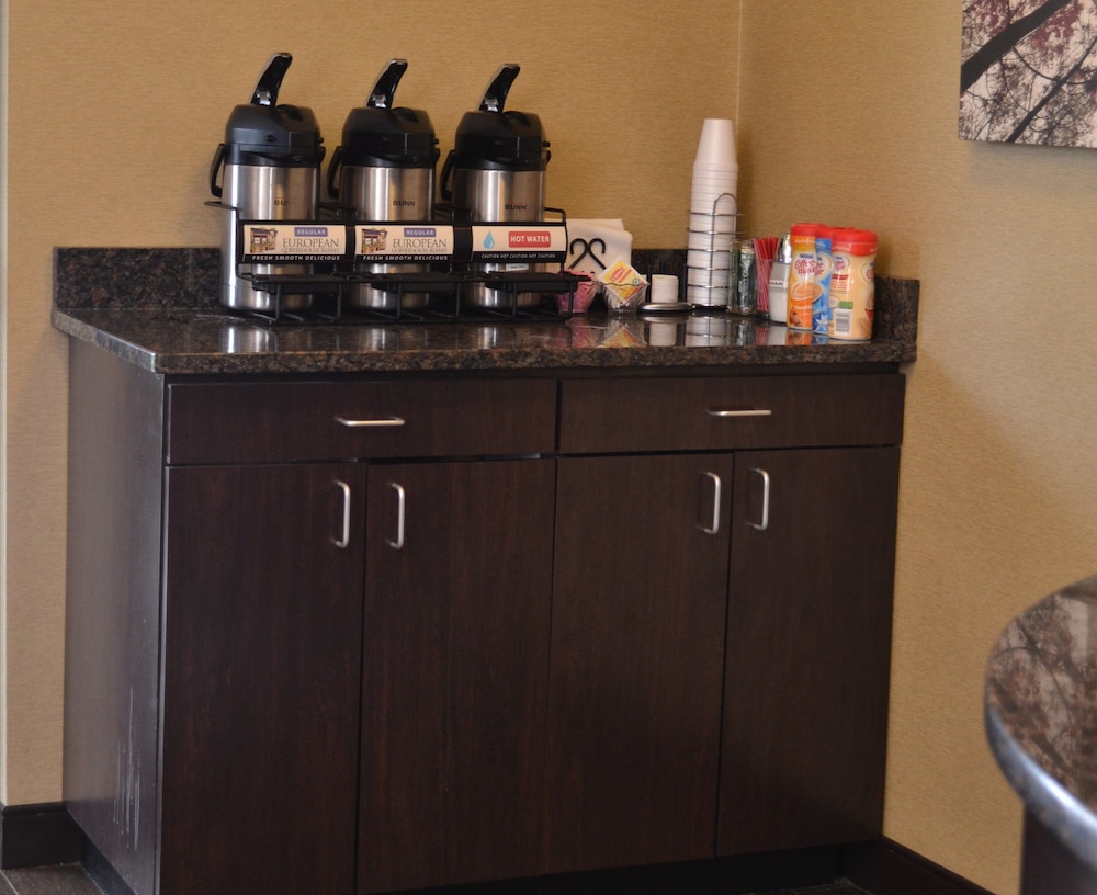 Red Roof Inn Elkhart - photo 26