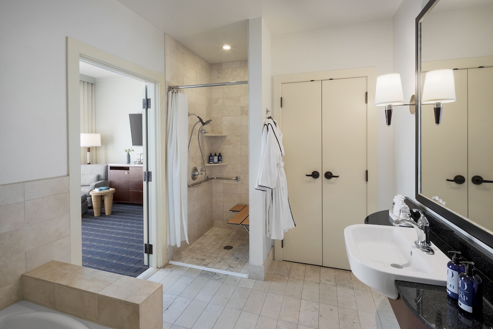 Casa Madrona Hotel & Spa - photo 67