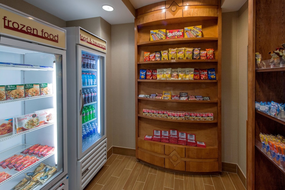 SpringHill Suites by Marriott Greensboro - photo 18