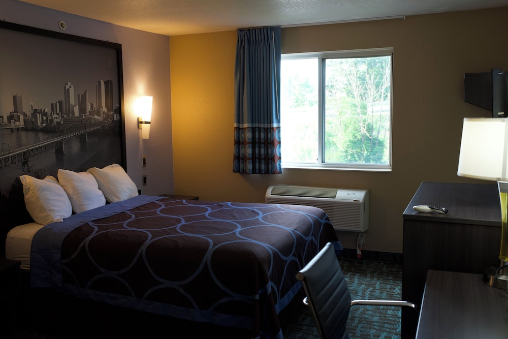 Super 8 by Wyndham Johnstown - photo 3