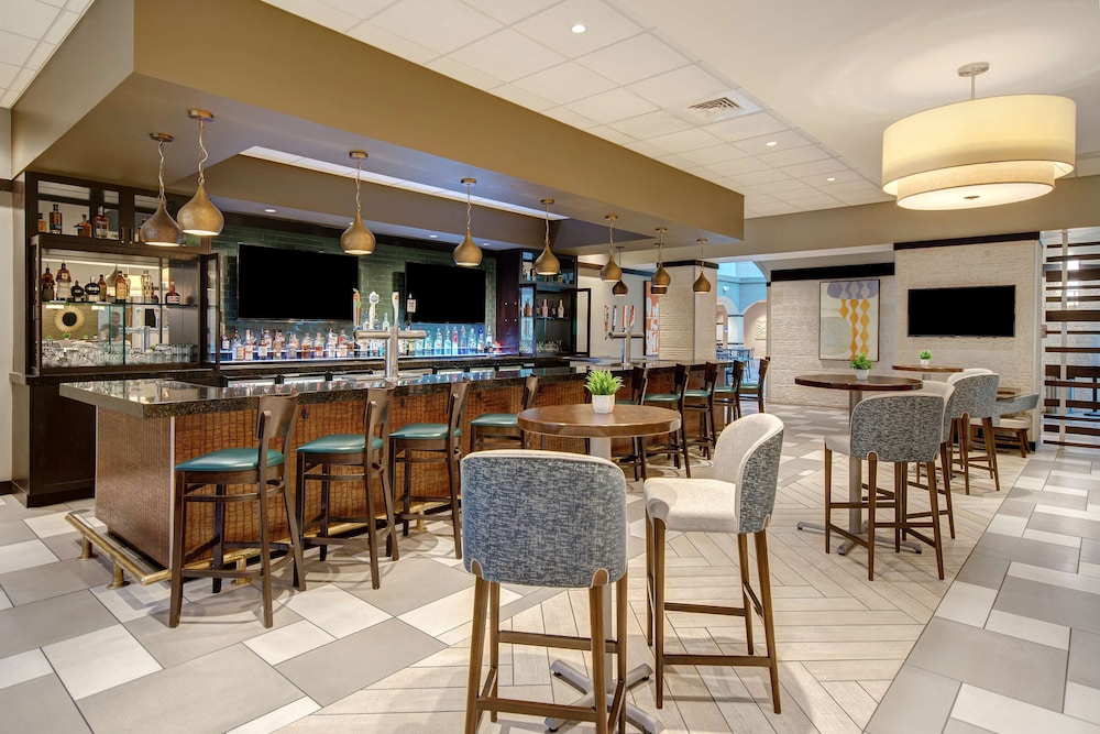 Embassy Suites by Hilton Jacksonville Baymeadows - photo 73