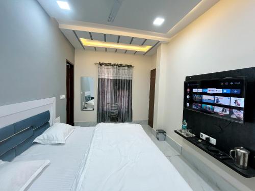 Hotel Paramount — hotel in Hanumangarh