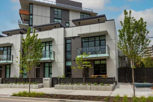 Gyrobeachescape in Kelowna, Canada