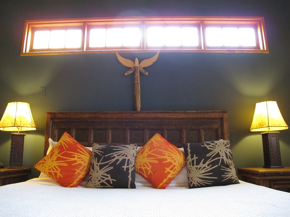 The Abiquiu Inn - photo 5