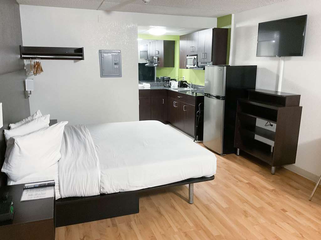 Motel 6 Columbus GA Downtown - photo 14