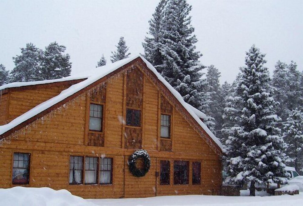 Daven Haven Lodge & Cabins - photo 86