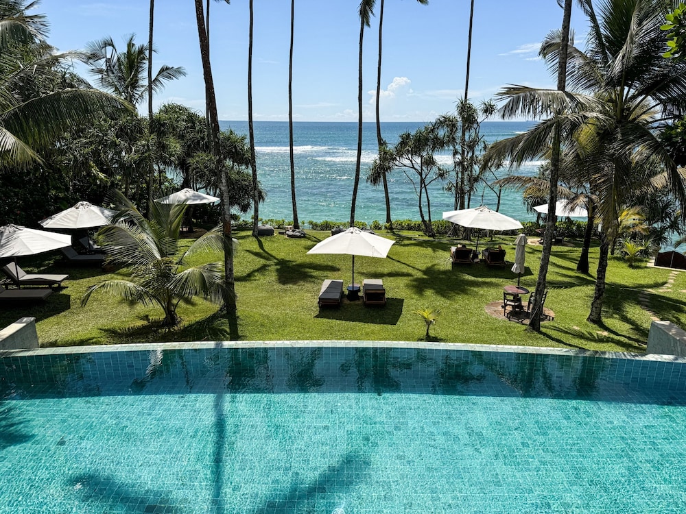 Eraeliya Villas & Gardens — 4-Star Luxury Hotel in Weligama, Sri Lanka