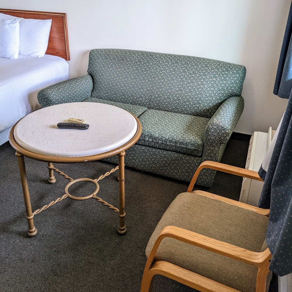 Fairground Inn - photo 27