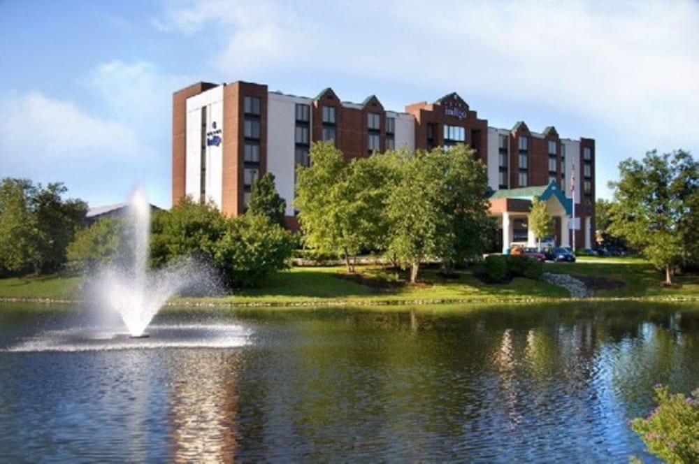 Hotel Indigo Chicago Vernon Hills by IHG pet-friendly hotel Vernon Hills