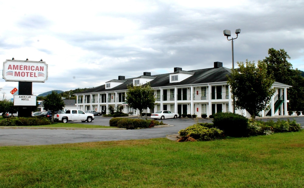 American Motel — Lenoir
