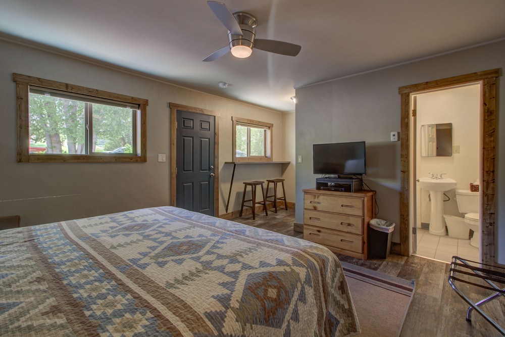 The Lodges of Oak Creek - photo 6