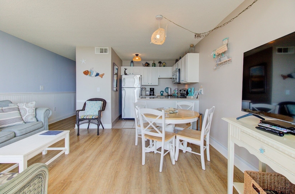 0208 Tiki Tower by Atlantic Towers - photo 7