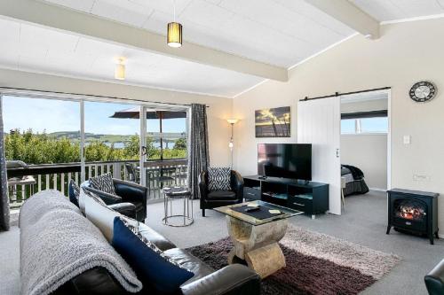 Lakeview's On Richmond — 4-Star Luxury Hotel in Taupo, New Zealand