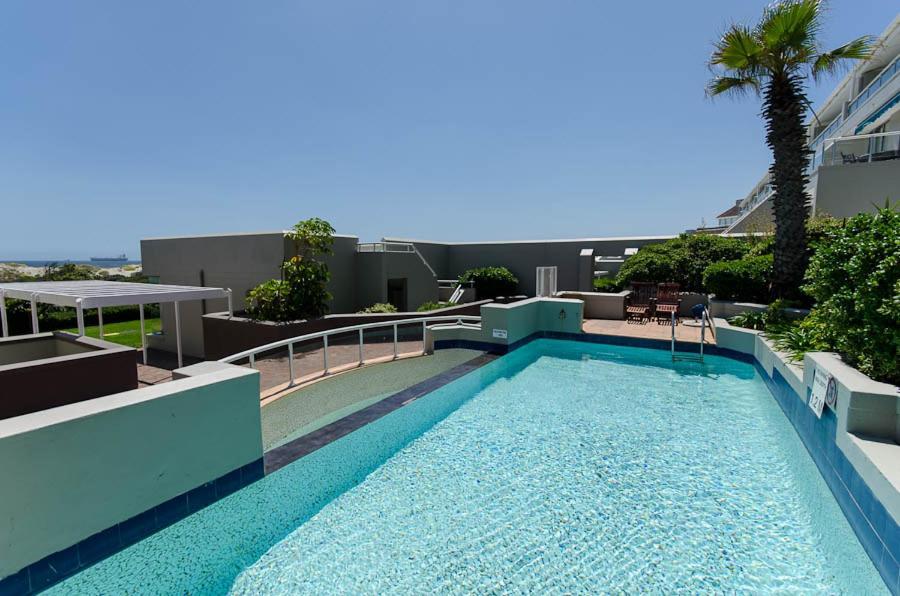 Dolphin Beach Apartment