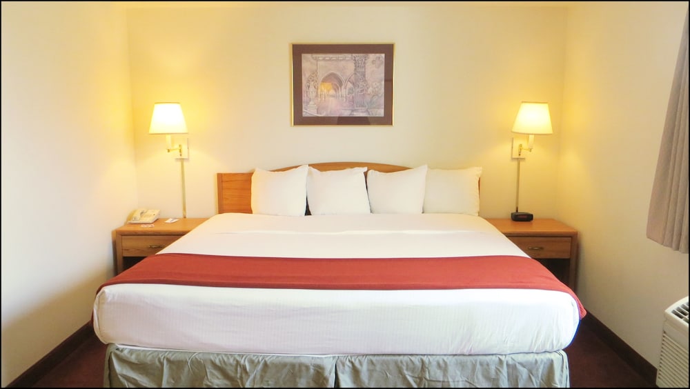 Peppermill Empress Inn - photo 10