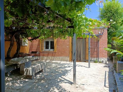 El Patio De Rio Lozoya in La Cabrera, Spain