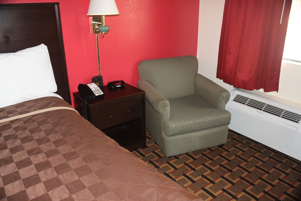 Americas Best Value Inn Fredericksburg N - photo 5