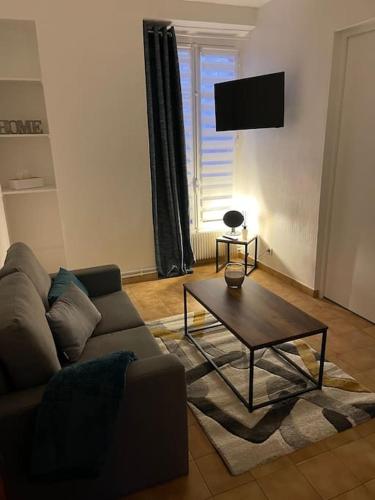 Eiffel Tour Cosy Blue - last minute hotel in Paris