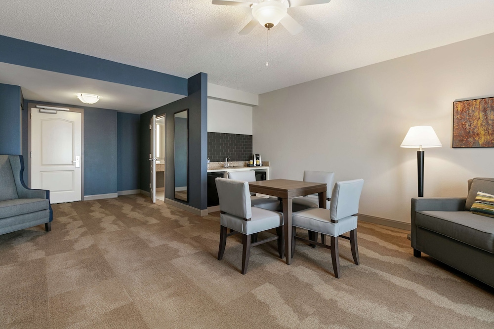 Hilton Garden Inn Harrisburg East - photo 16