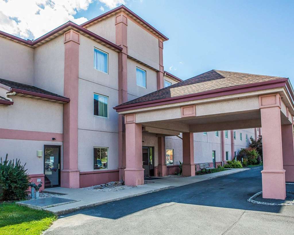 Quality Inn Midway - carbon neutral hotel in Bethel