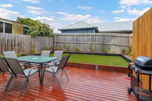 Retreat on Francis I Short and Long Stays in Geelong, Australia