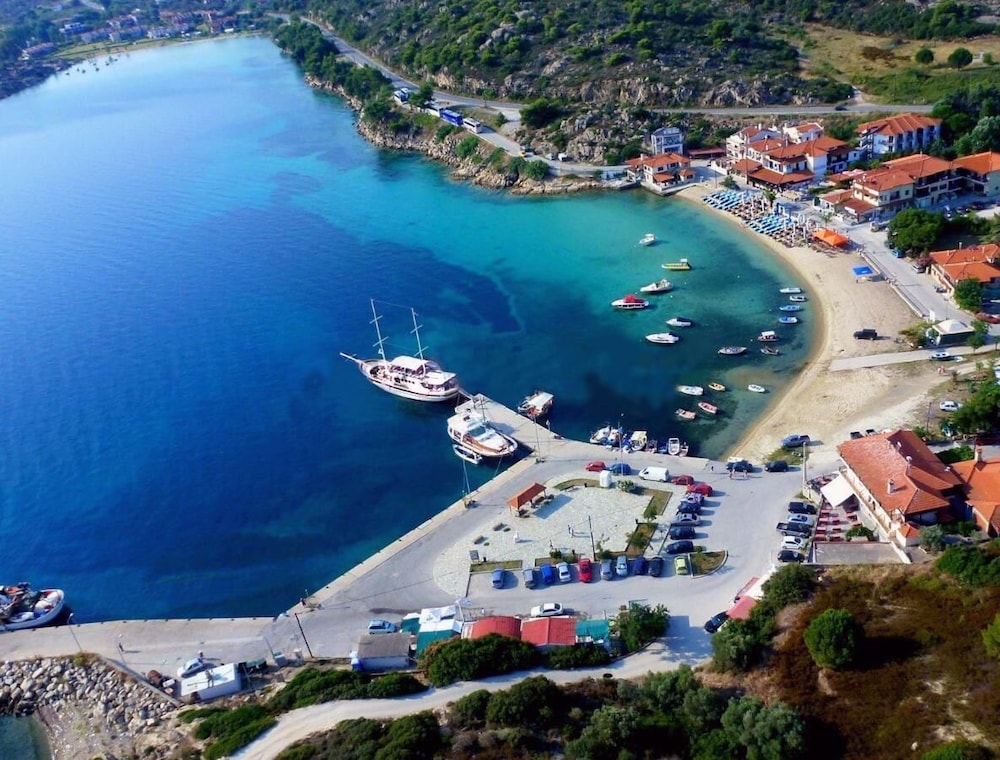 Angelos Hotel — hotel in Nikiti