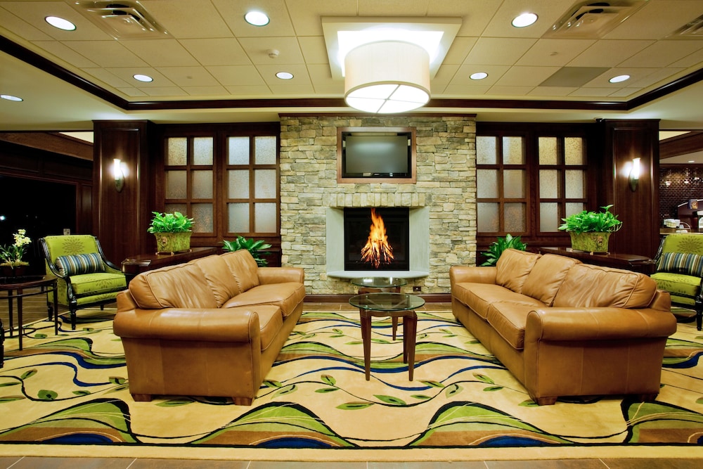 Holiday Inn Express & Suites Wilmington Newark by IHG - photo 57