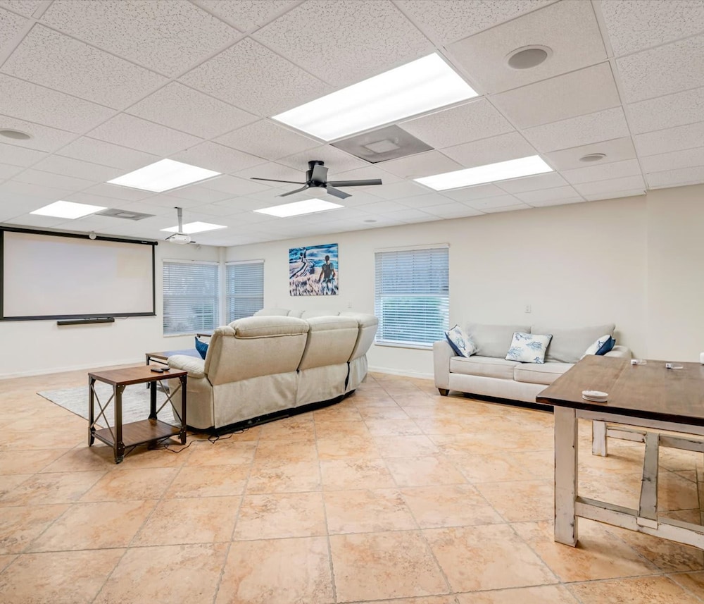 Siesta Key Marvel Pool SPA Deeded Beach Access - photo 91