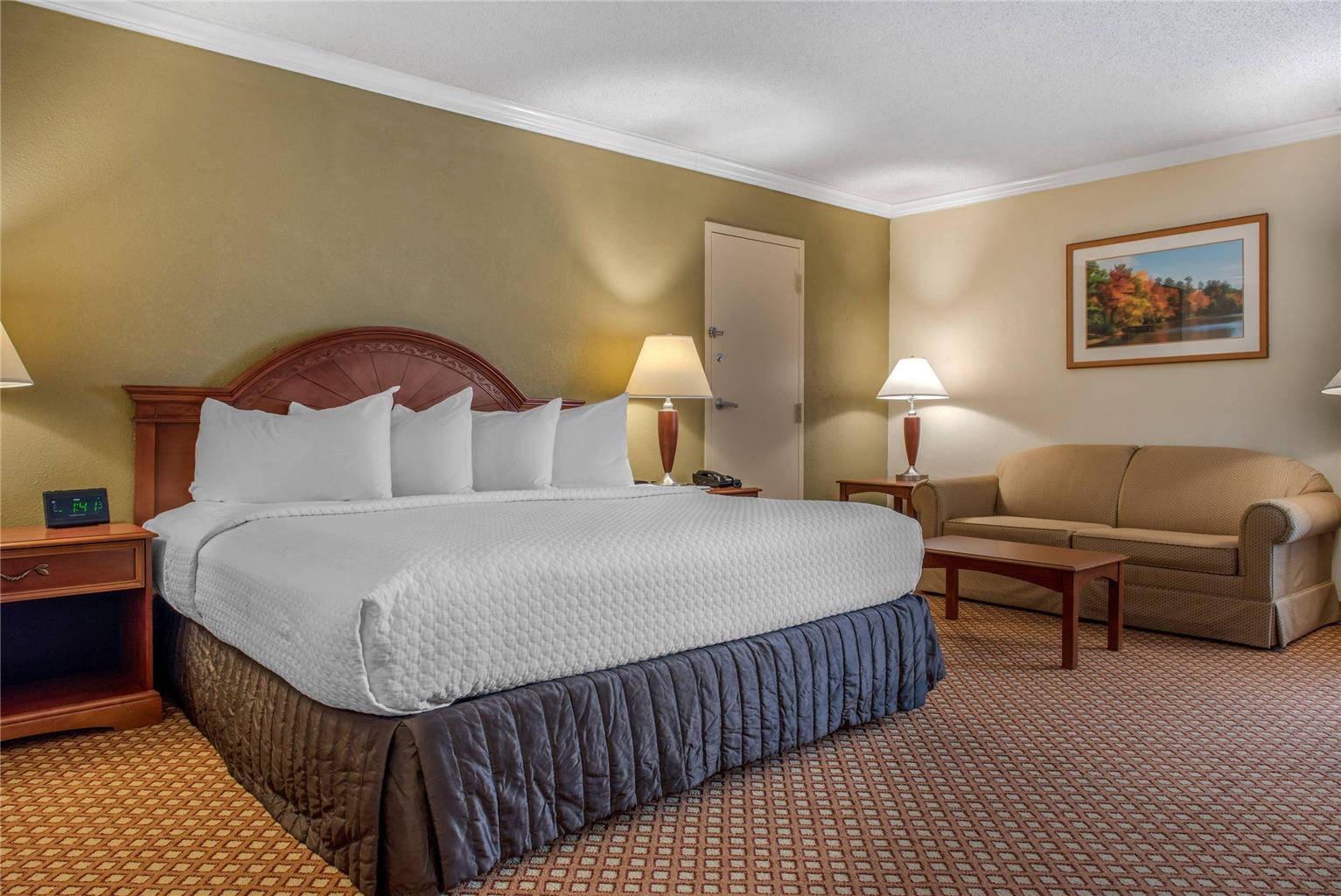 Quality Hotel Conference Center Cincinnati Blue Ash - photo 17