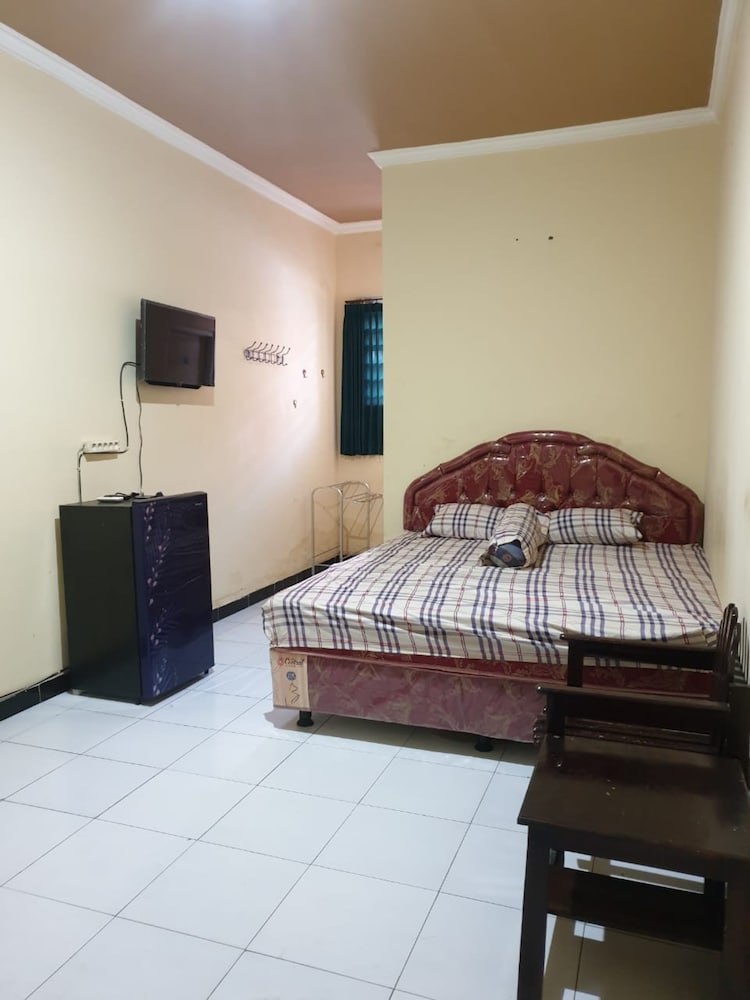 Griya Sekar Wangi — hotel in Surabaya