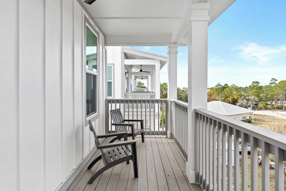 Sea Dweller by Avantstay Rooftop Spa Gulf View Golf Cart Pool - photo 42