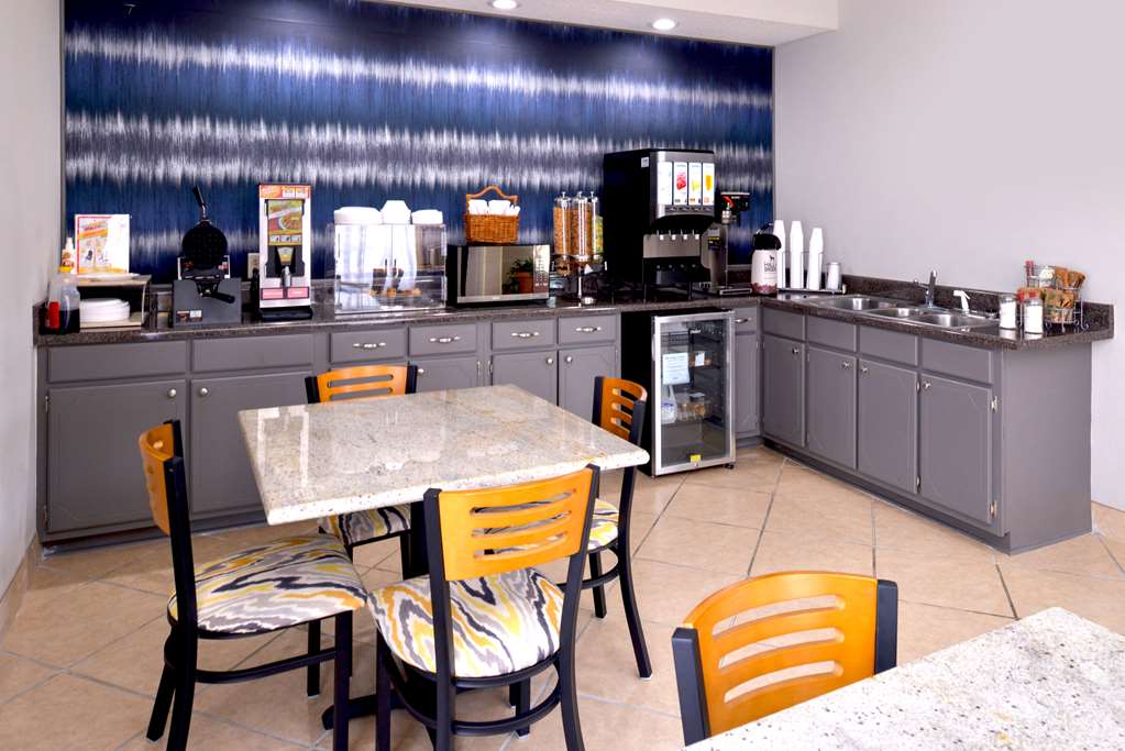 Americas Best Value Inn Monroeville - photo 20